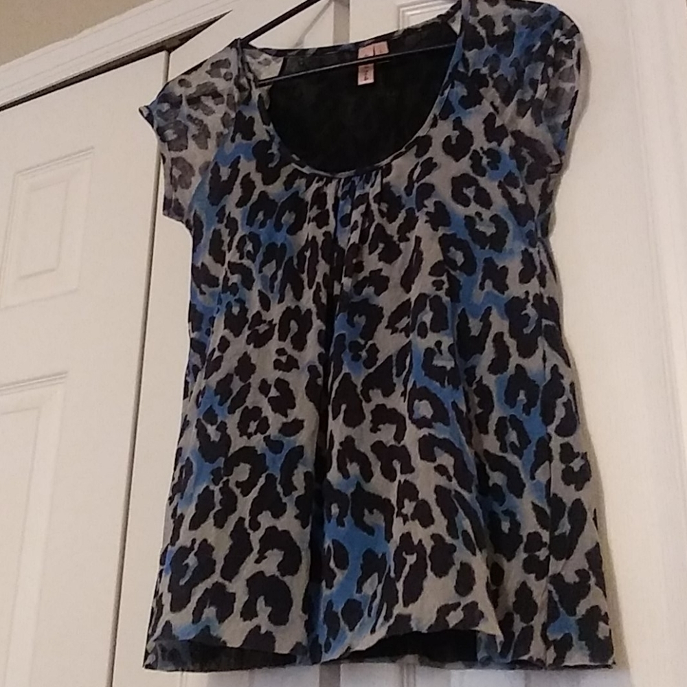 Shirt - Picture 3 of 3